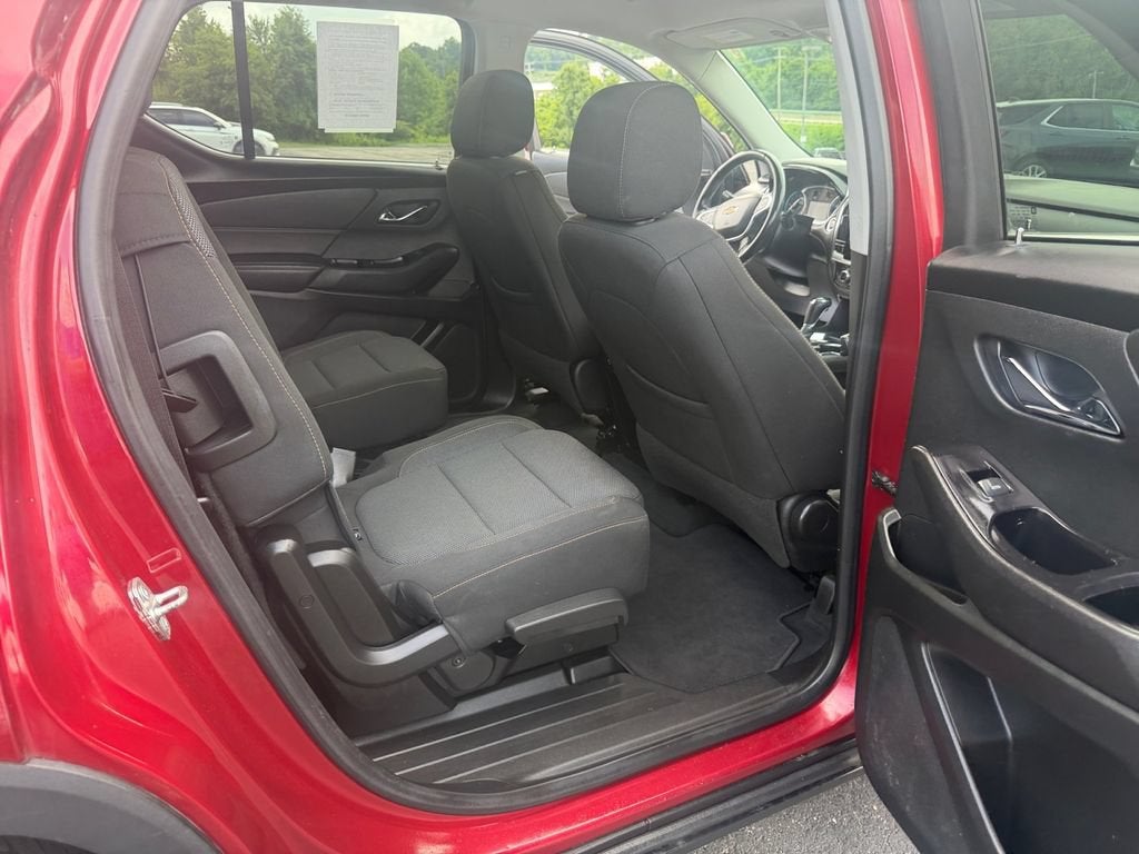 2020 Chevrolet Traverse LT Cloth