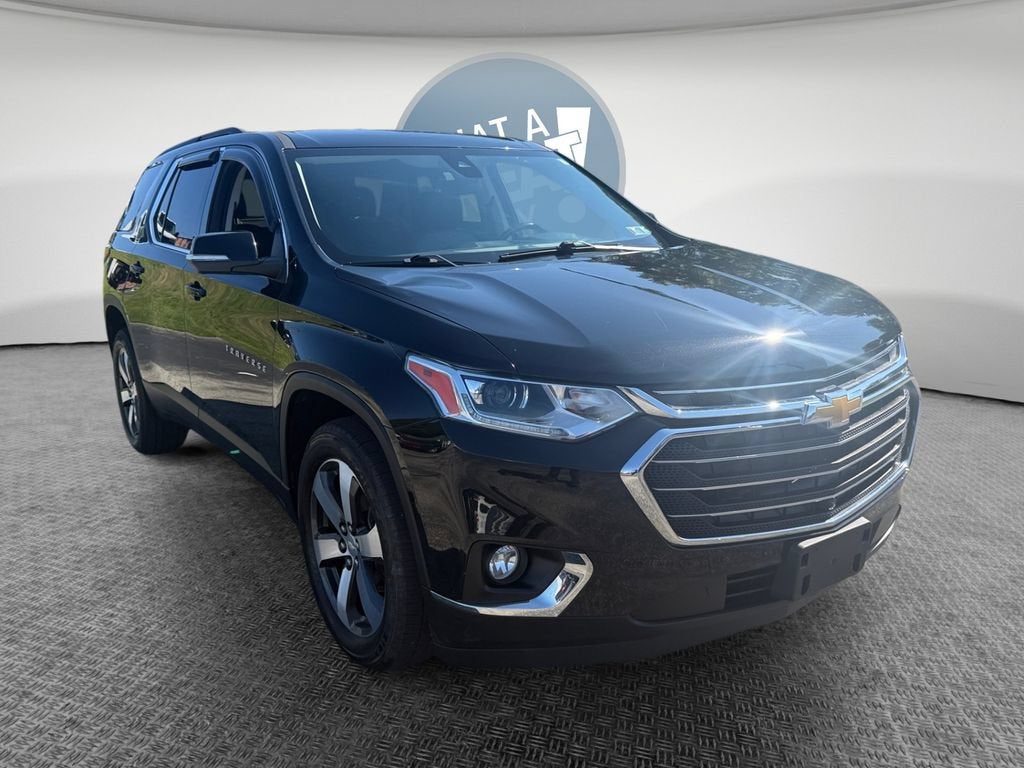 2021 Chevrolet Traverse LT Leather