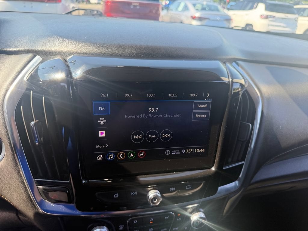 2021 Chevrolet Traverse LT Leather
