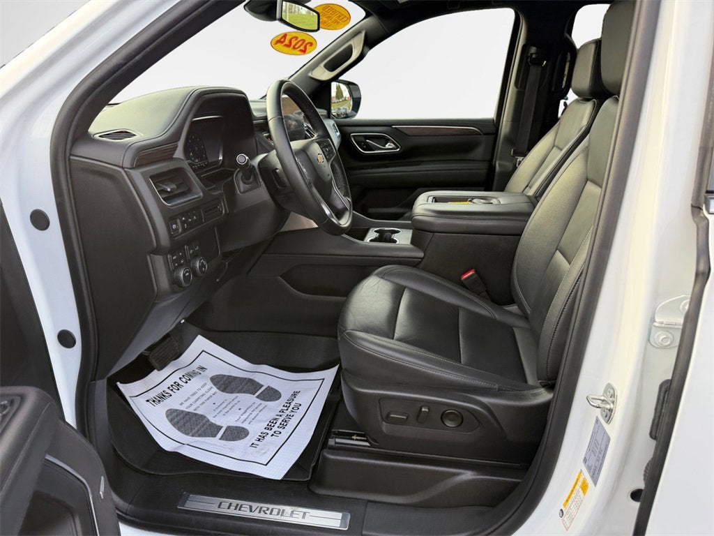 2024 Chevrolet Suburban LT