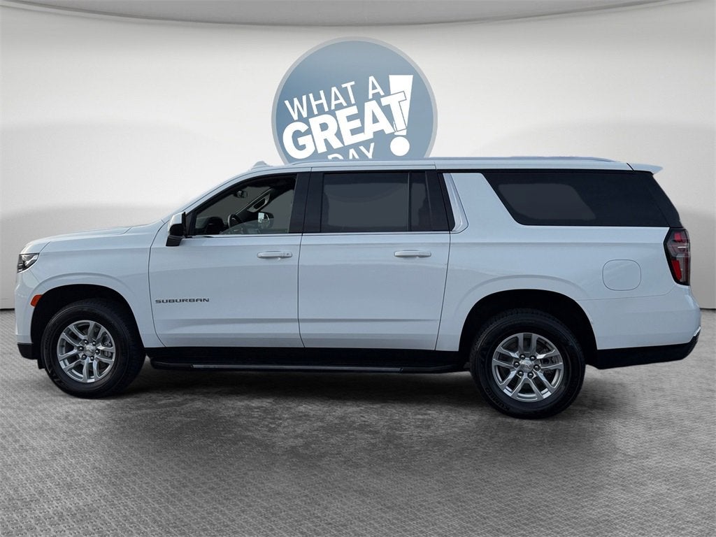 2024 Chevrolet Suburban LT