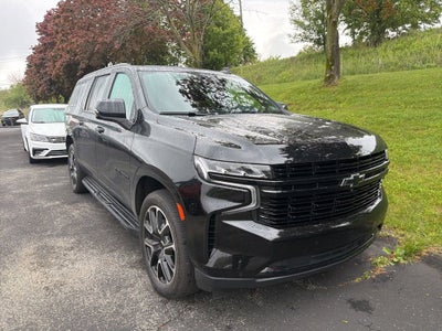 2023 Chevrolet Suburban RST