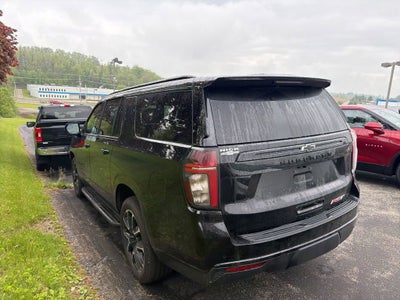 2023 Chevrolet Suburban RST
