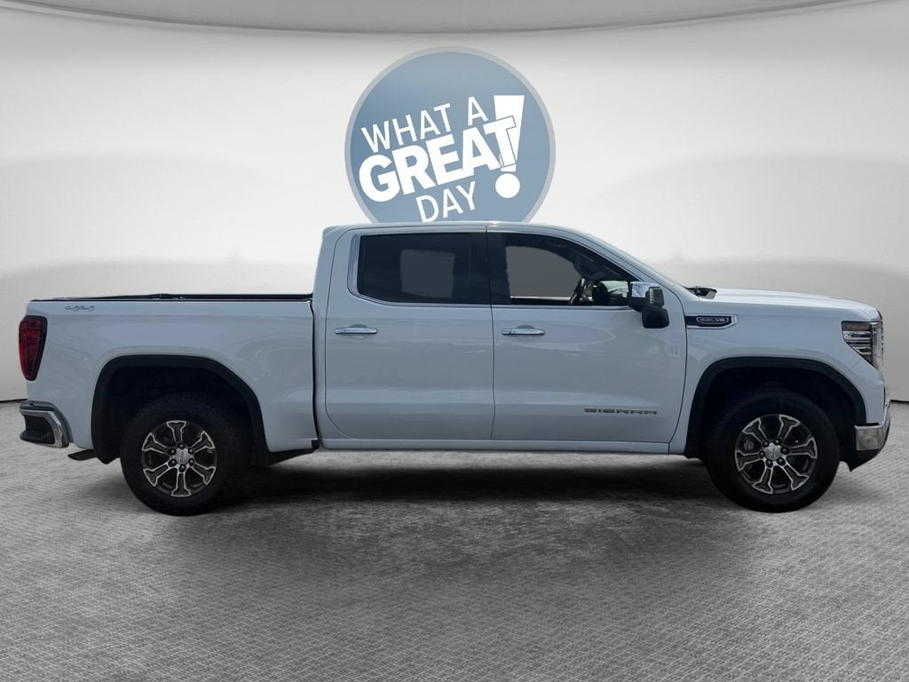 2025 GMC Sierra 1500 SLT