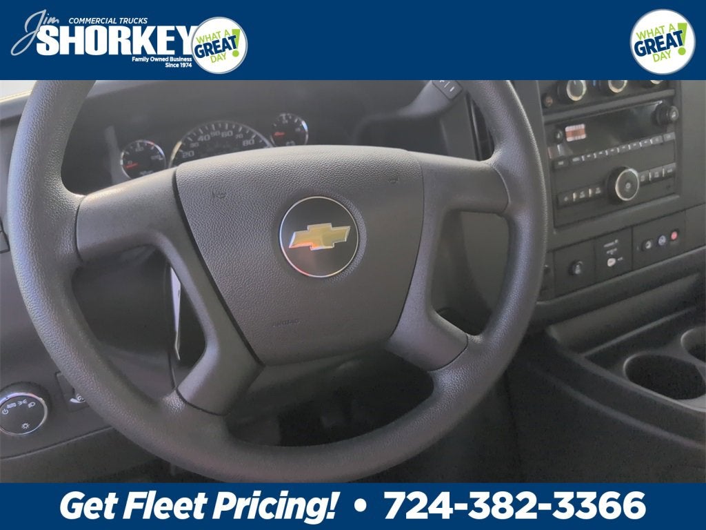 2024 Chevrolet Express Cutaway 3500 1WT