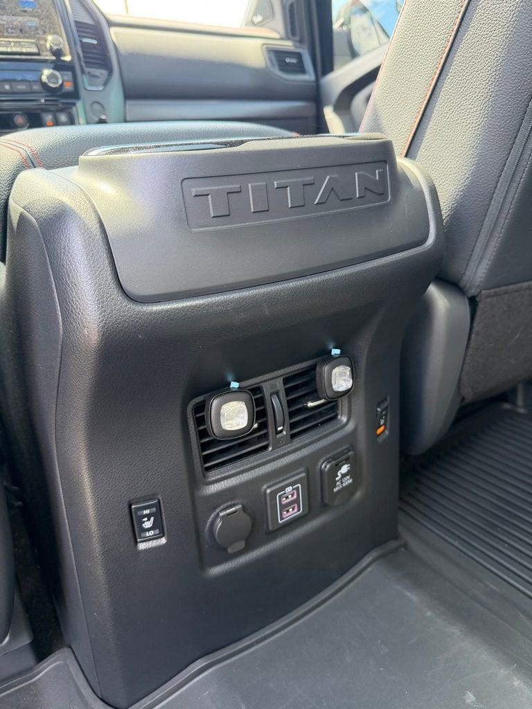 2024 Nissan TITAN Crew Cab PRO-4X 4x4