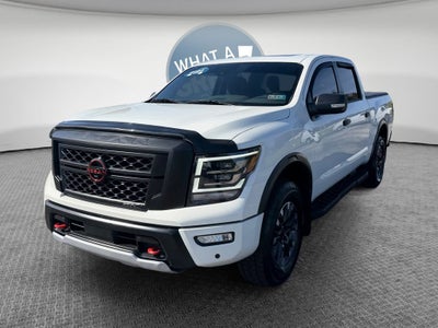 2024 Nissan TITAN Crew Cab PRO-4X 4x4