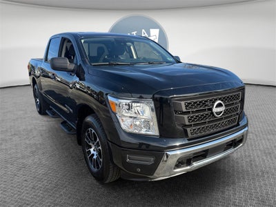 2023 Nissan TITAN Crew Cab SV 4x4