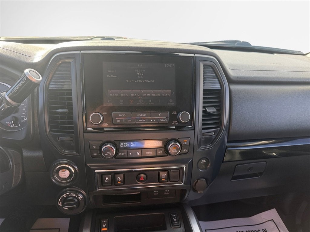 2023 Nissan TITAN Crew Cab SV 4x4