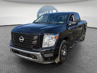 2023 Nissan TITAN Crew Cab SV 4x4