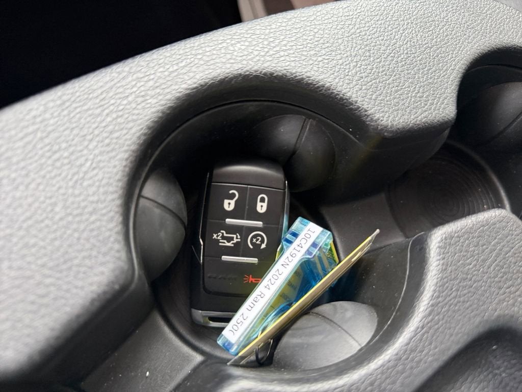 2024 RAM 2500 Laramie Crew Cab 4x4 6'4" Box