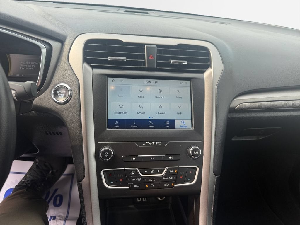 2020 Ford Fusion SE
