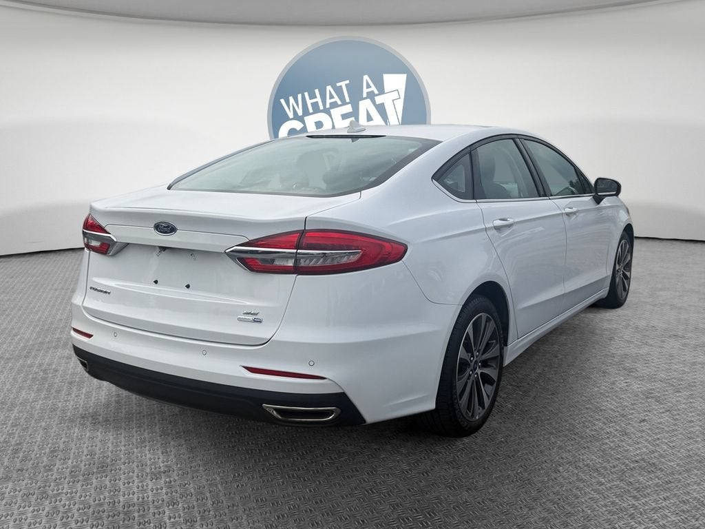 2020 Ford Fusion SE