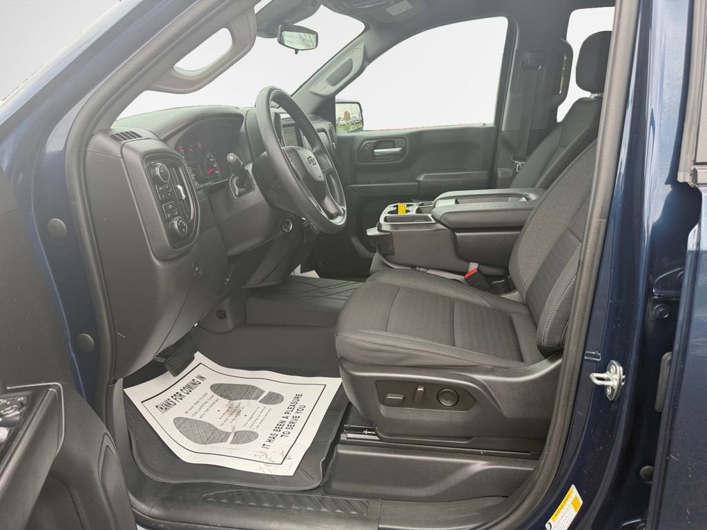 2022 Chevrolet Silverado 1500 Custom Trail Boss