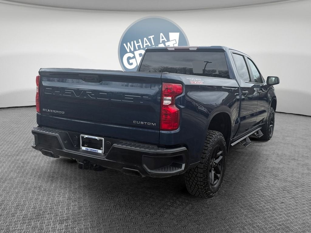 2022 Chevrolet Silverado 1500 Custom Trail Boss
