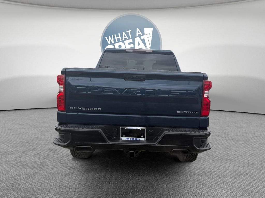 2022 Chevrolet Silverado 1500 Custom Trail Boss