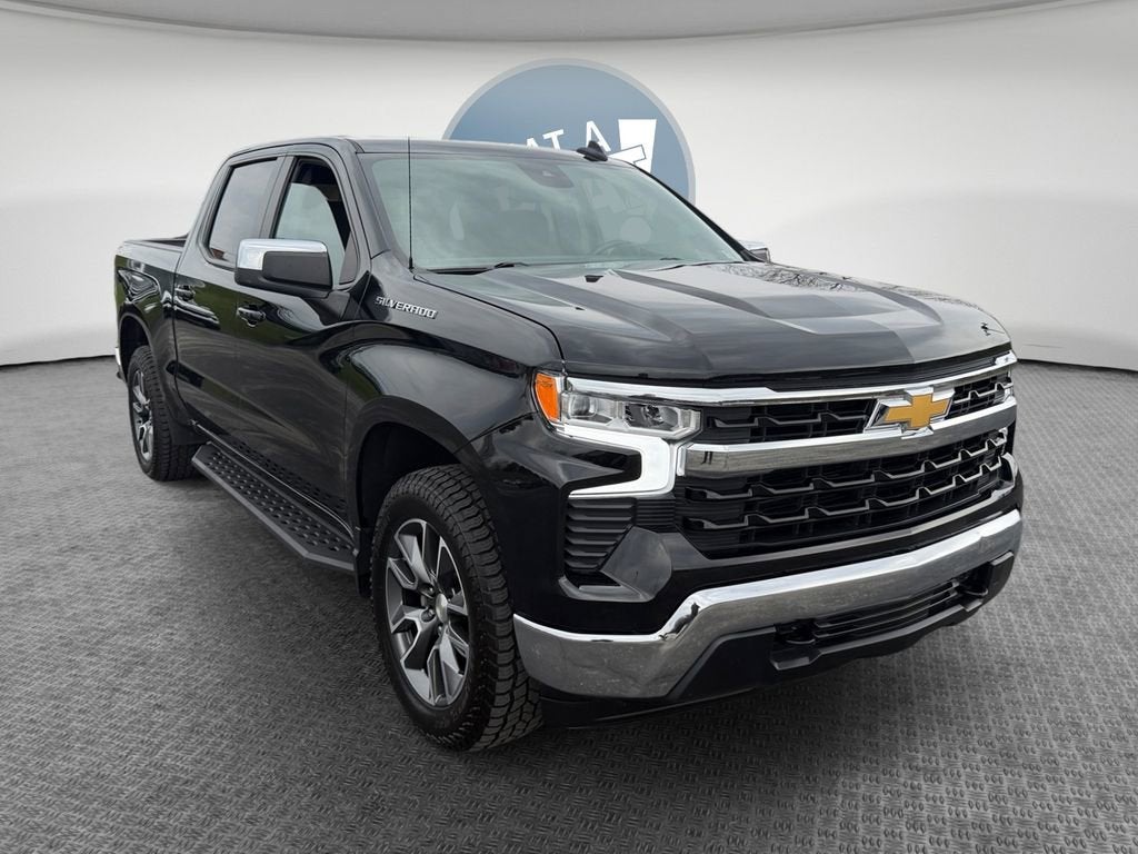 2022 Chevrolet Silverado 1500 LT (2FL)