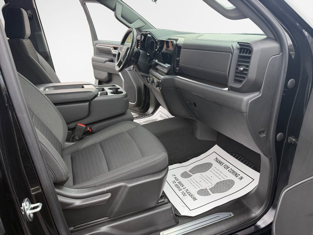 2022 Chevrolet Silverado 1500 LT (2FL)