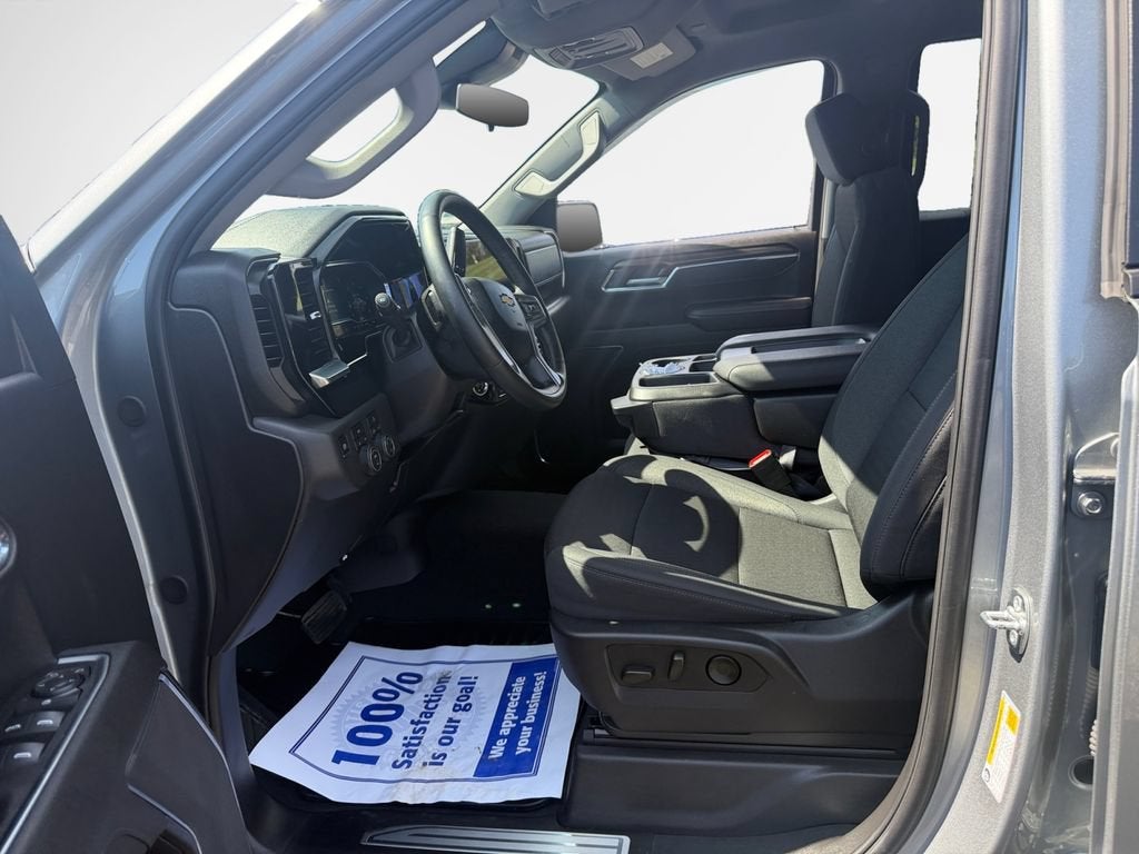 2025 Chevrolet Silverado 1500 LT (2FL)