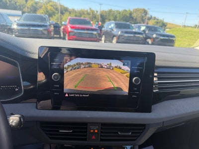 2025 Volkswagen Jetta SE