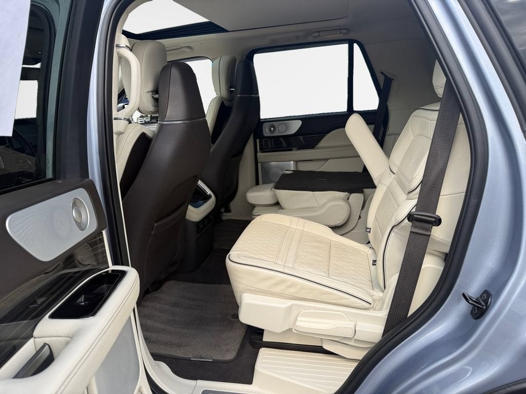 2024 Lincoln Navigator Black Label