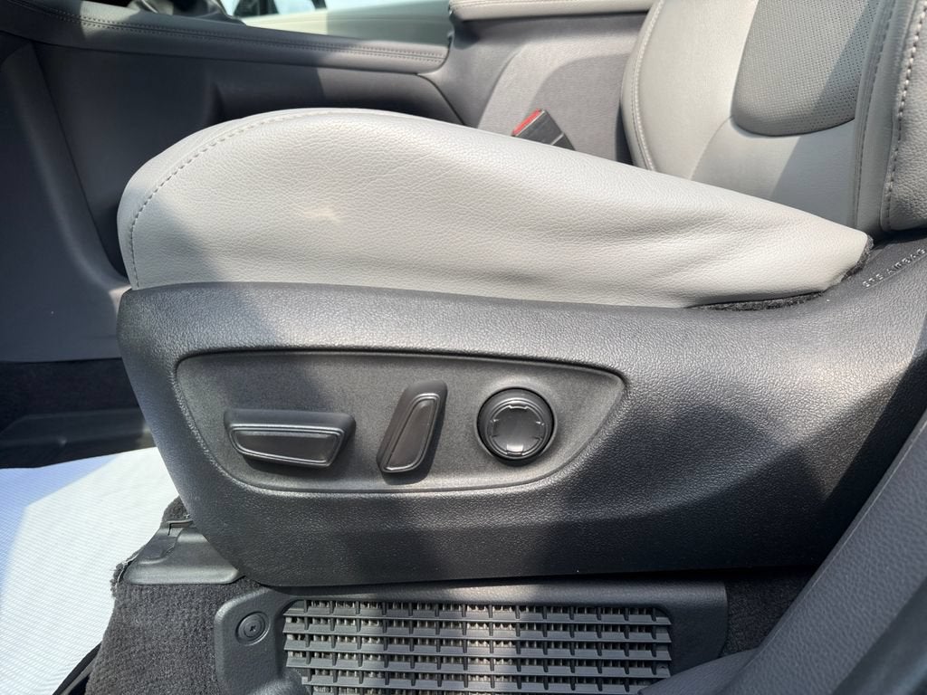 2024 Toyota Sienna Limited