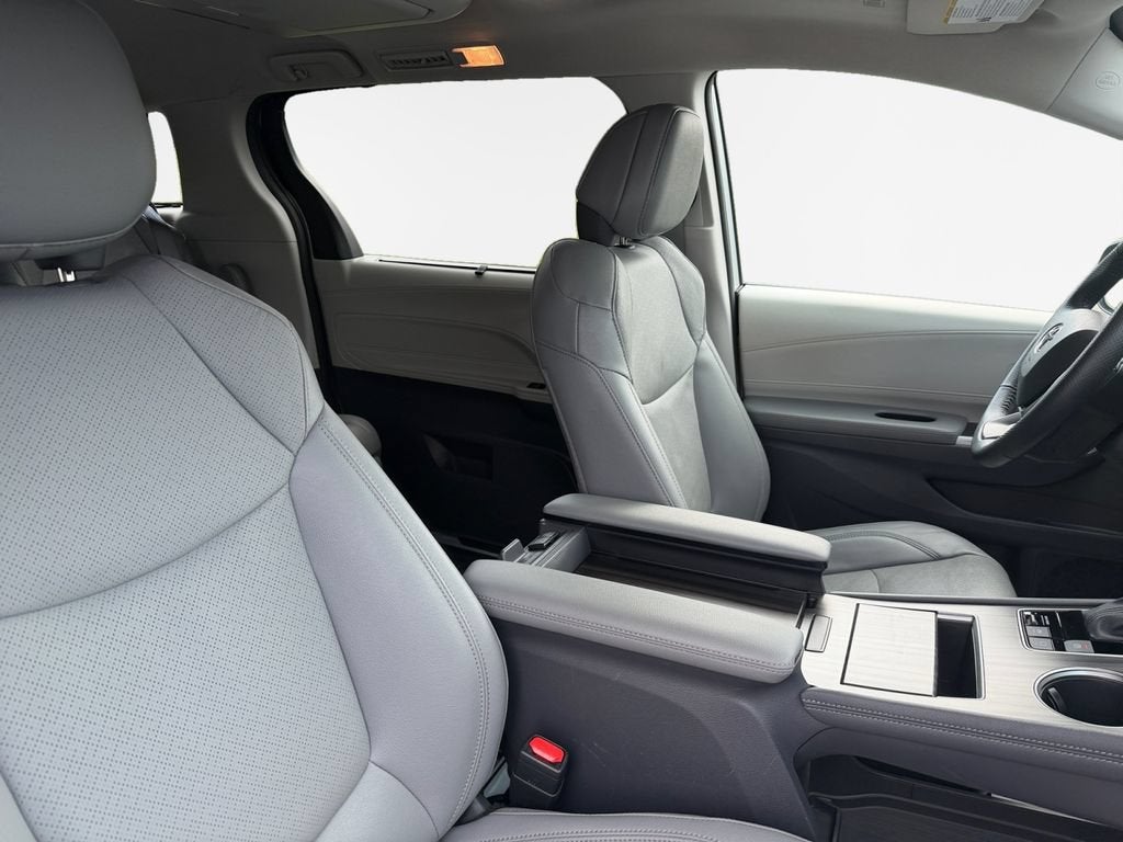 2024 Toyota Sienna Limited