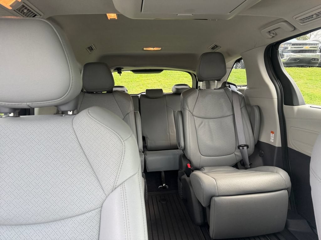 2024 Toyota Sienna Limited