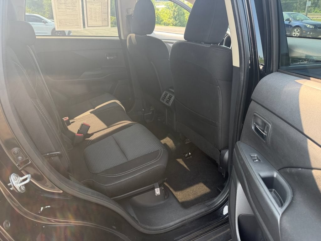 2020 Mitsubishi Outlander ES 2.4 S-AWC