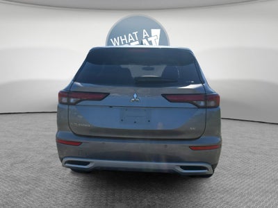 2022 Mitsubishi Outlander SE