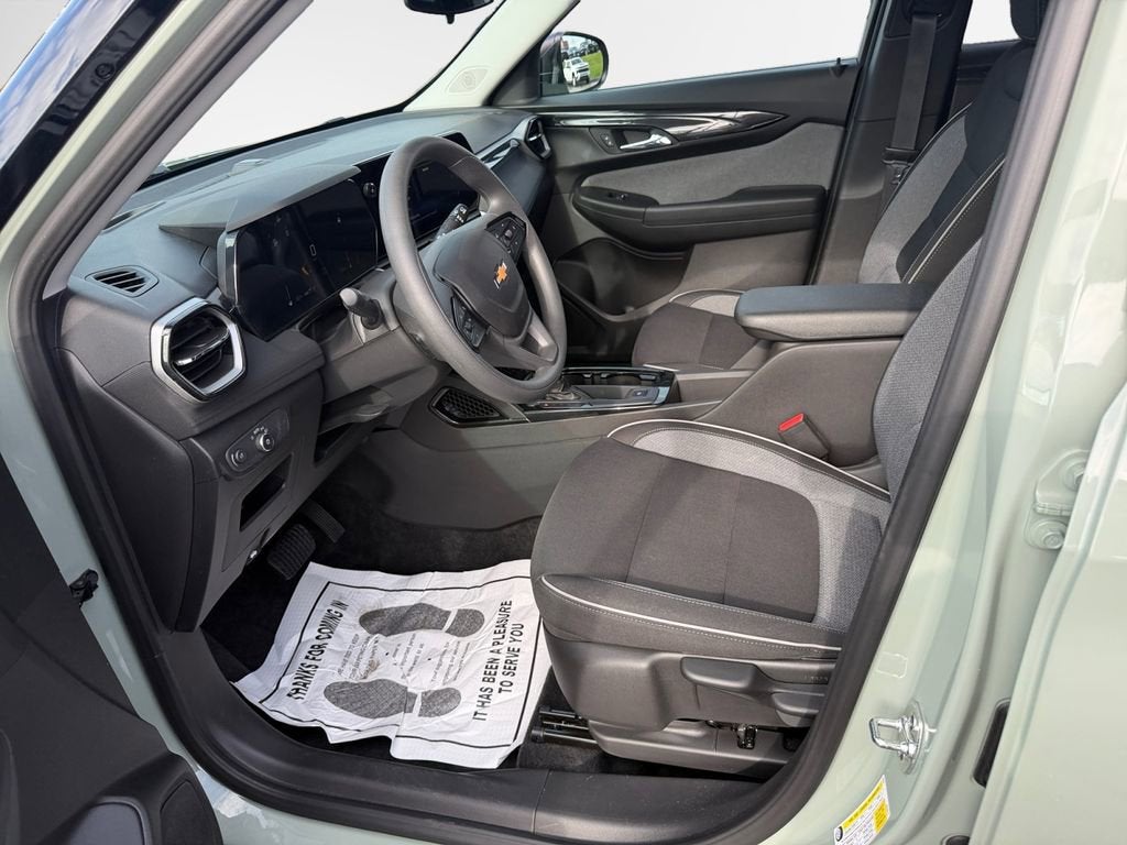 2025 Chevrolet Trailblazer LS