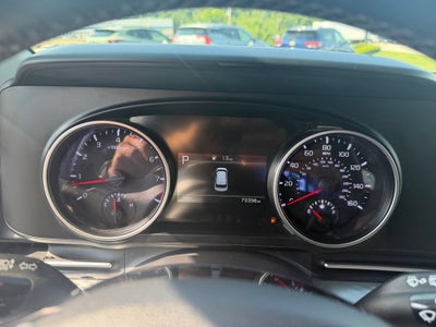 2023 Kia Carnival LX