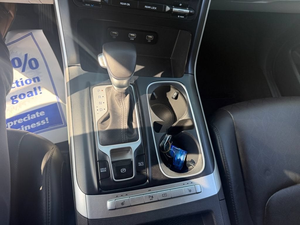 2023 Kia Carnival LX