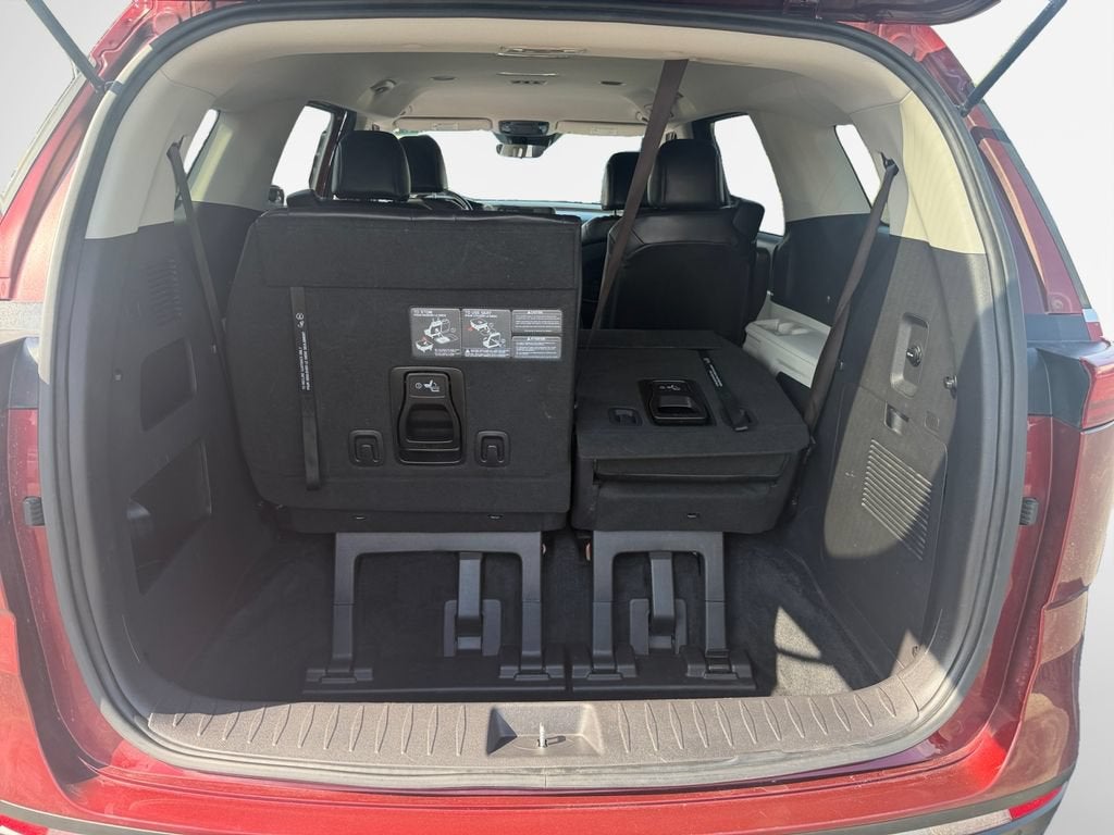 2023 Kia Carnival LX