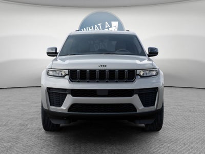 2026 Jeep Grand Cherokee Laredo Altitude