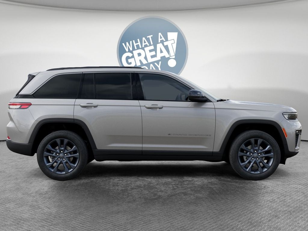 2026 Jeep Grand Cherokee 85th Anniversary Edition