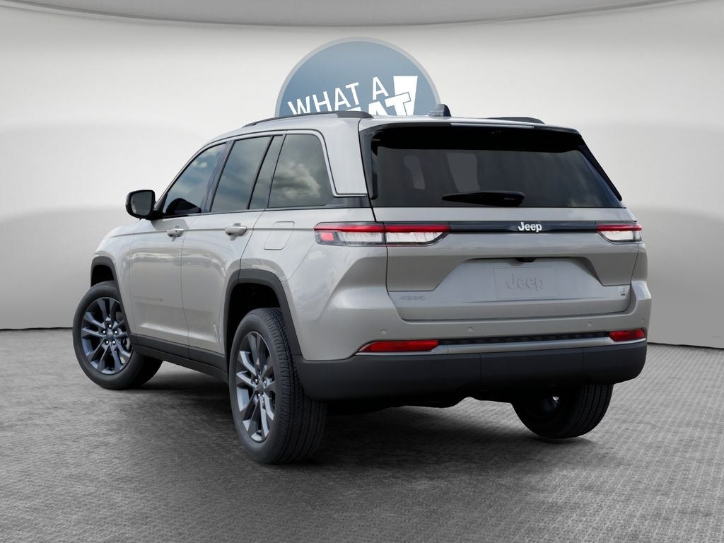 2026 Jeep Grand Cherokee 85th Anniversary Edition