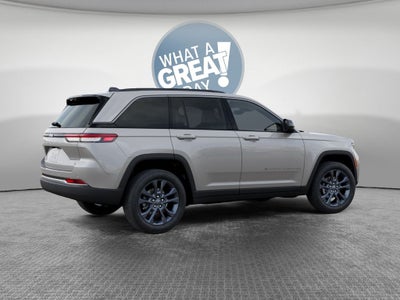 2026 Jeep Grand Cherokee 85th Anniversary Edition