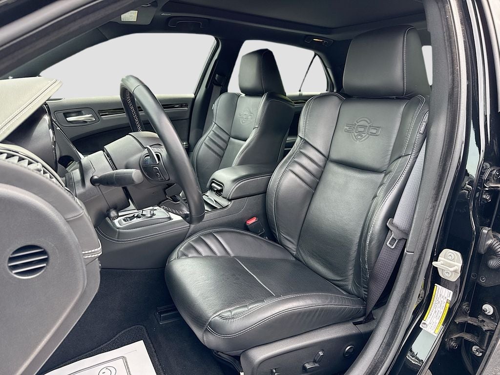 2023 Chrysler 300 C