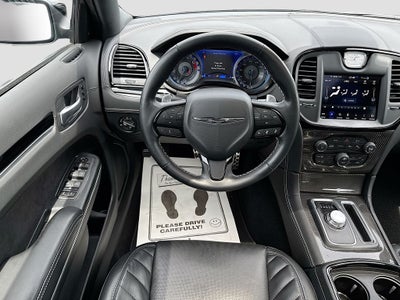 2023 Chrysler 300 C