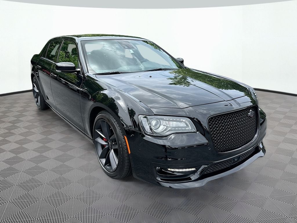 2023 Chrysler 300 C