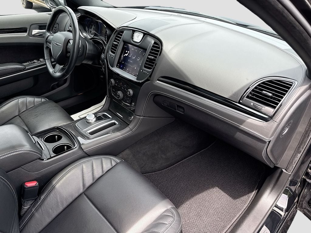2023 Chrysler 300 C