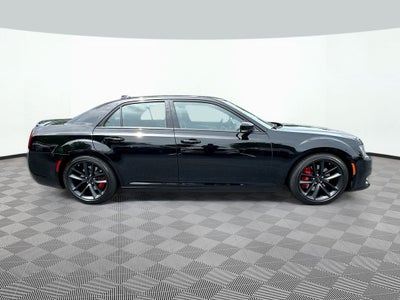 2023 Chrysler 300 C