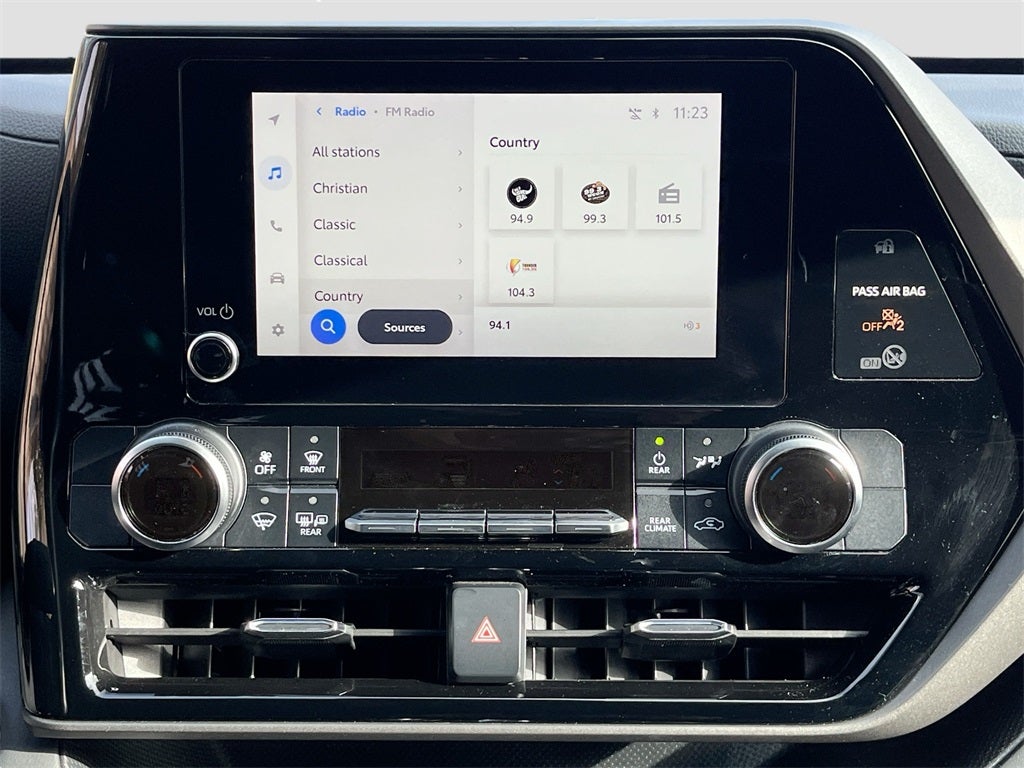 2023 Toyota Highlander LE