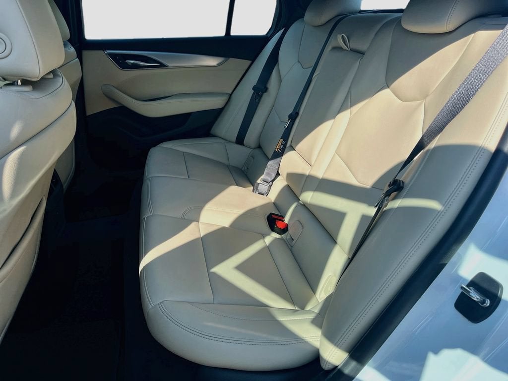 2023 Cadillac CT5 Luxury