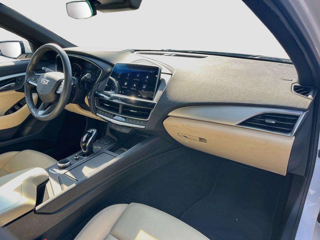 2023 Cadillac CT5 Luxury
