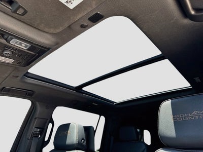 2024 Chevrolet Suburban High Country