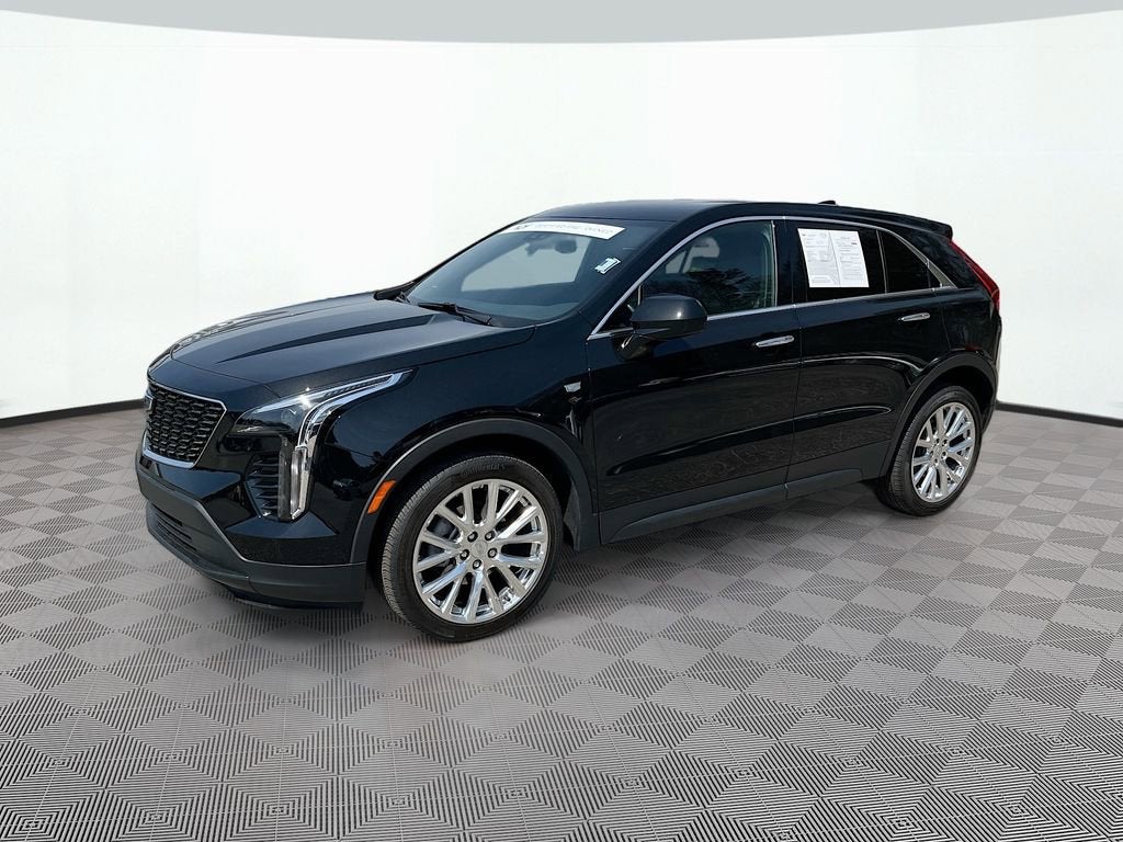 2022 Cadillac XT4 Luxury