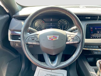 2022 Cadillac XT4 Luxury
