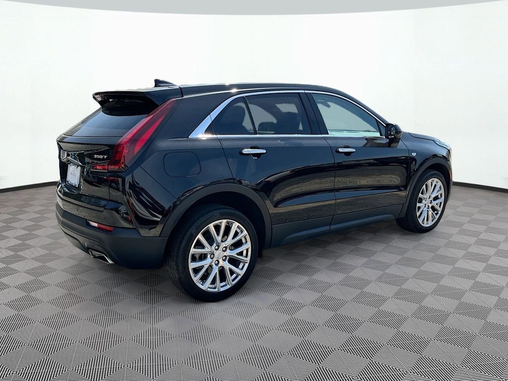 2022 Cadillac XT4 Luxury